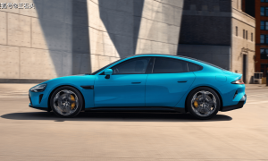 原创 
            11万辆小米SU7被“召回”，网友们吵翻了，都等着看笑话！