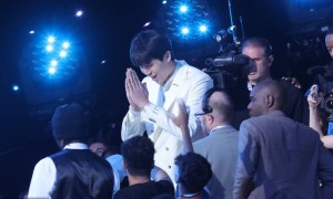 杨瀚森为何超预期被选中？开拓者内线扎堆是压力也是动力