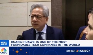 特朗普政府推翻拜登AI扩散协议，华为芯片全球禁用，中美科技博弈再升级