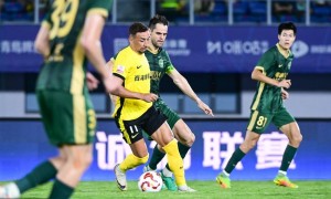 中超-米特里策伤退奥乌苏赛季首球 浙江2-0双杀西海岸