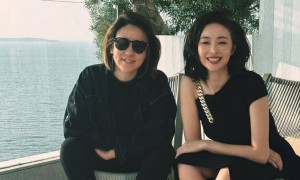 高叶被导演要求吃大蒜再接吻，袁弘硬塞她嘴里，大嫂一脸嫌弃！