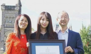 高校副校长身价超440亿，钱从哪来？