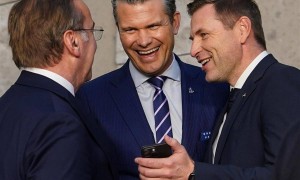 “听任基督教徒被屠杀”，特朗普威胁动武，美防长：正在准备