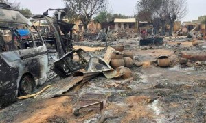 苏丹西部城市法希尔遭炮击 30人伤亡