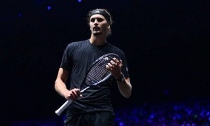 原创 
            挽救2赛点逆转!兹维列夫2-1险胜梅总,第23次跻身大师赛四强